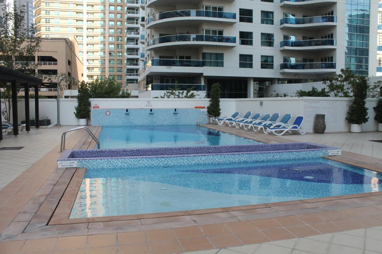 Newly Furnished One Bedroom Apartment Next To Metro & Beach In Marina Residence Дубай Екстер'єр фото